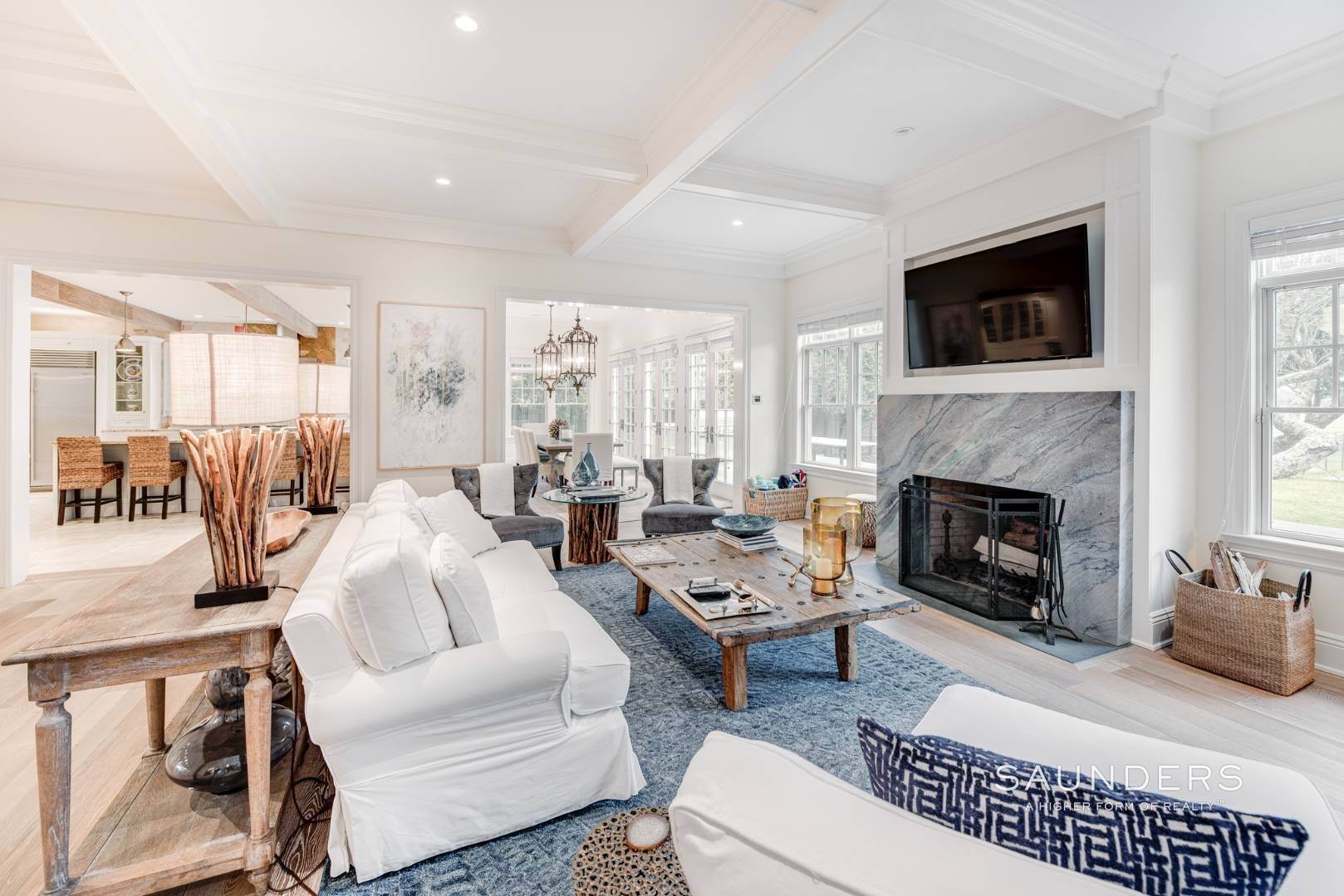 10. Single Family Homes for Sale at Beach House Abutting Reserve In East Hampton South 2 Skimhampton Road, East Hampton North, East Hampton, NY 11937