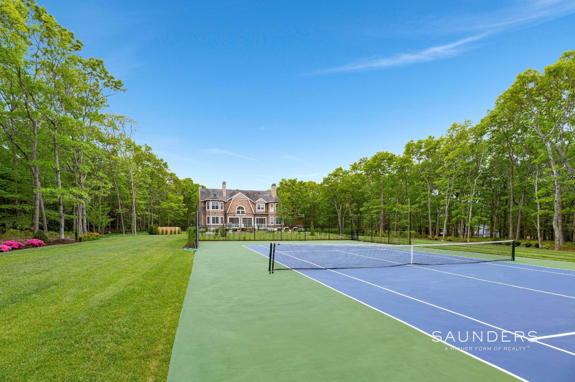 34. Single Family Homes for Sale at Southampton Estate With Pool And Tennis 1766 Majors Path, North Sea, Southampton, NY 11968