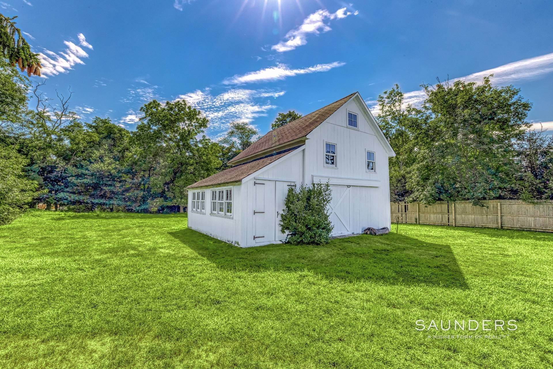 47. Single Family Homes for Sale at Shelter Island Restored 1900 Farmhouse With Barn 9 Sunshine Road, Shelter Island, NY 11964
