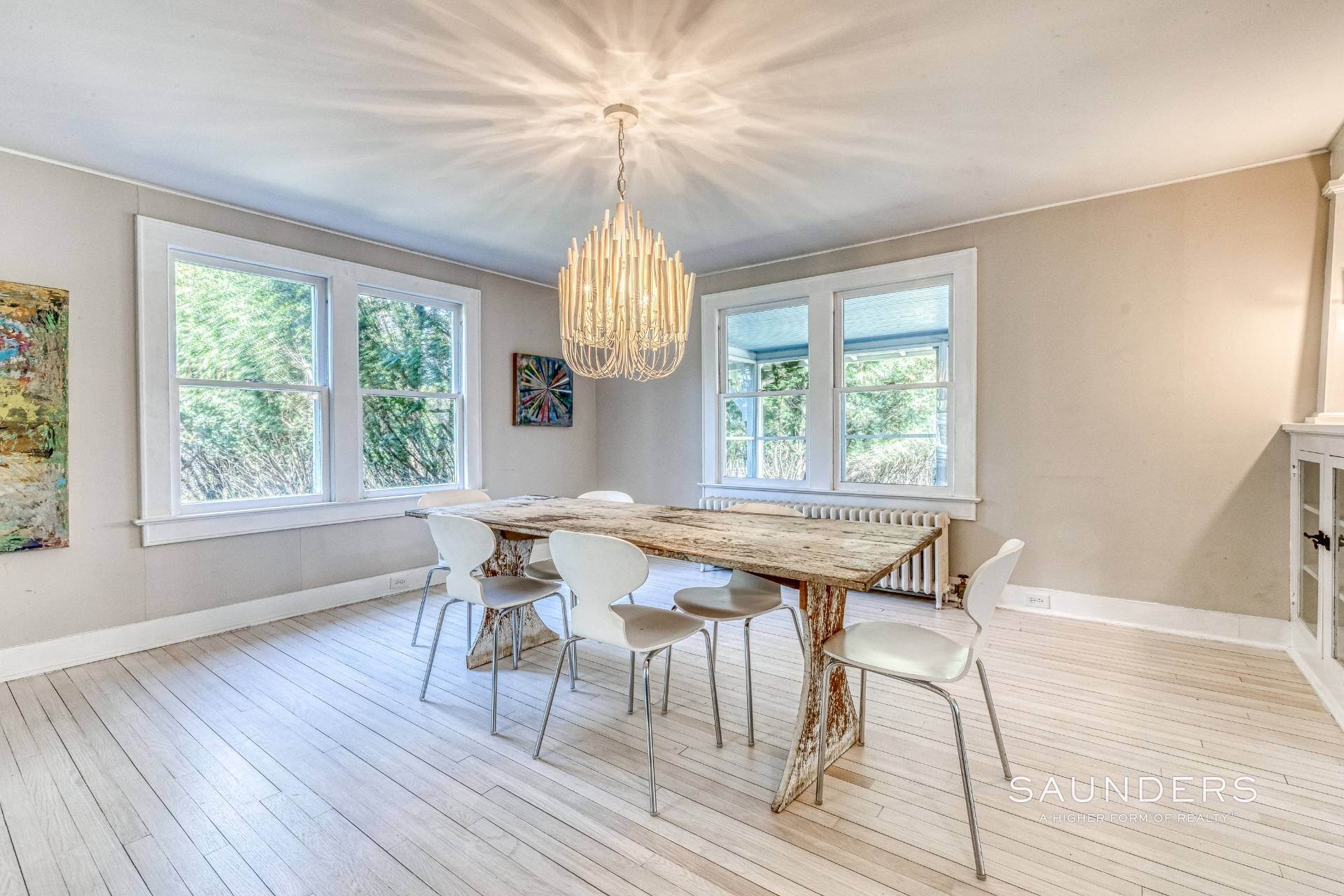 15. Single Family Homes for Sale at Shelter Island Renovated 1931 Bungalow With Pool 23 Smith Street, Shelter Island, NY 11964