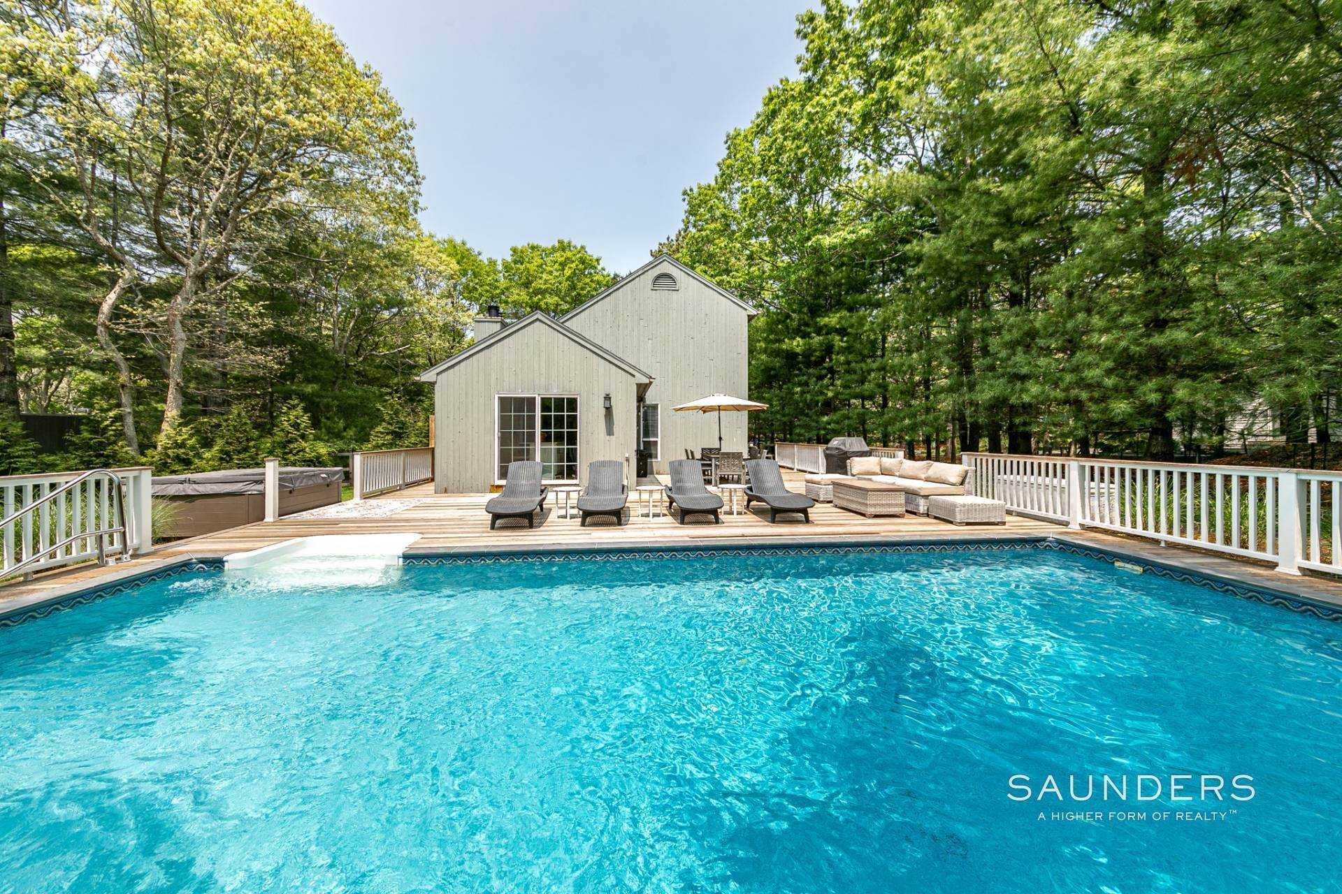 Single Family Homes for Sale at Sunny East Hampton Escape With Heated Pool & Spa 44 Montauk Avenue, Northwest Woods, East Hampton, NY 11937