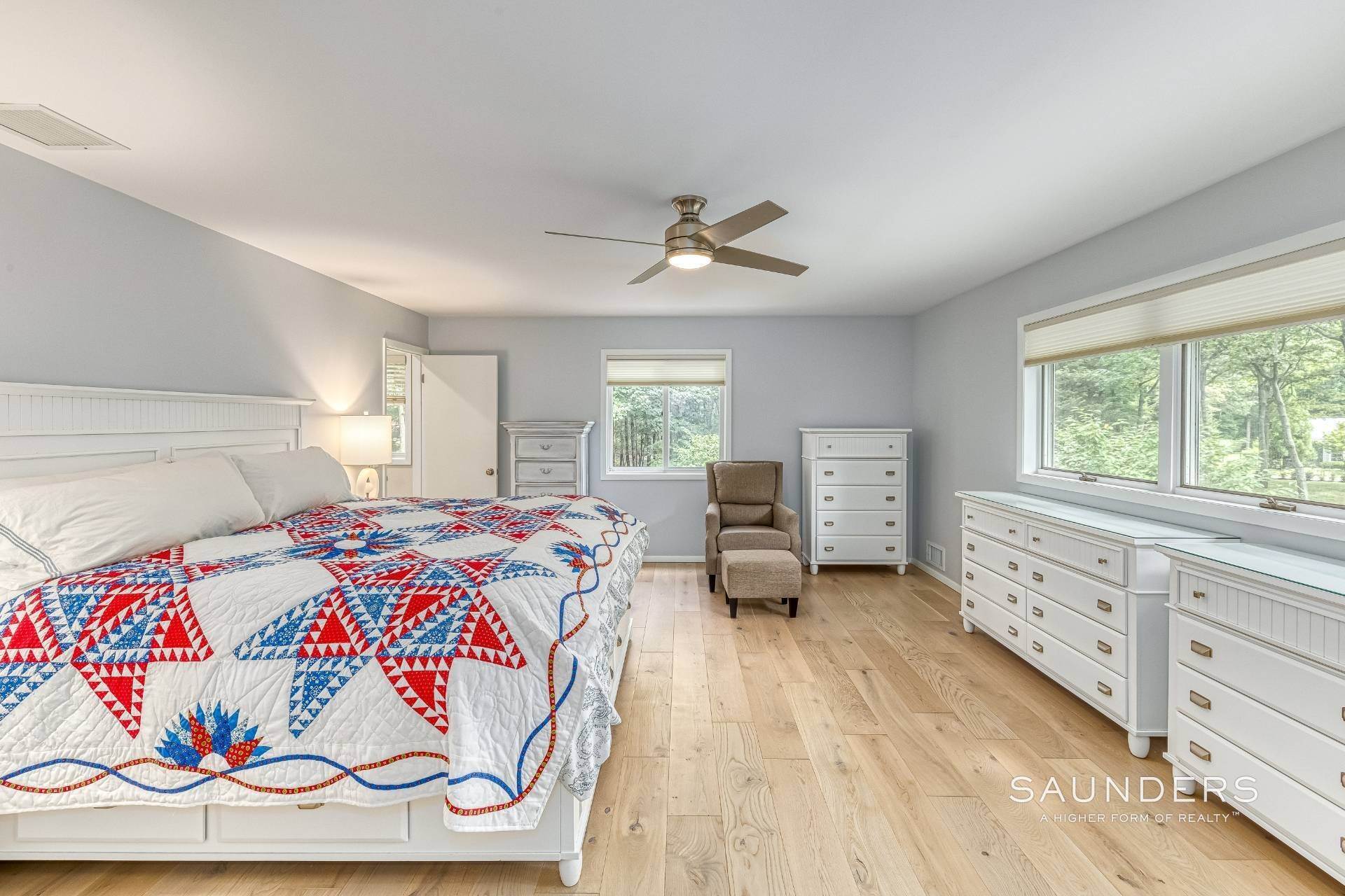 34. Single Family Homes for Sale at Shelter Island Contemporary With Pool 17 Crescent Way, Shelter Island, NY 11964