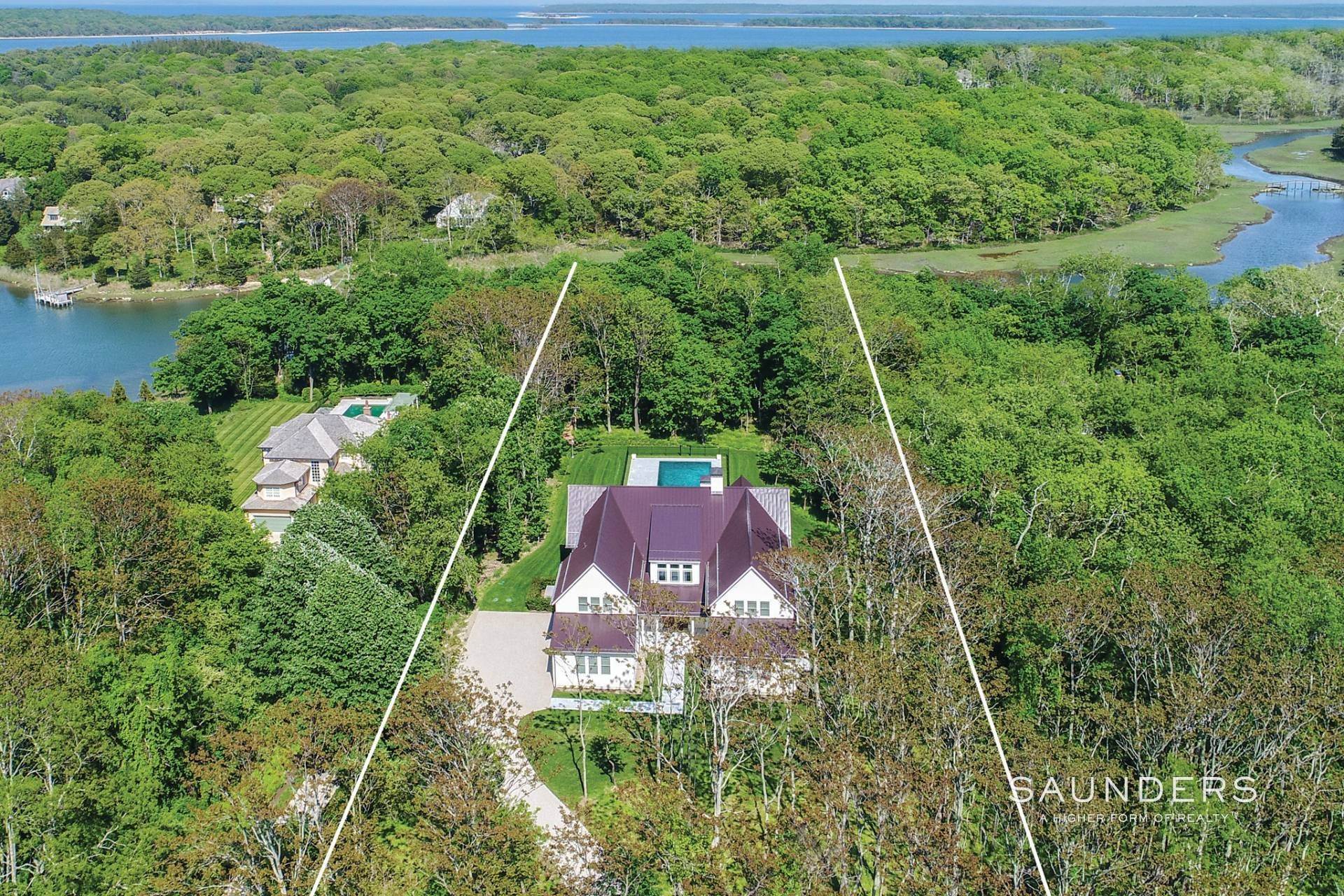 Single Family Homes for Sale at Exceptional New Construction In North Haven Point 24 Ezekills Hollow, North Haven Village, Sag Harbor, NY 11963